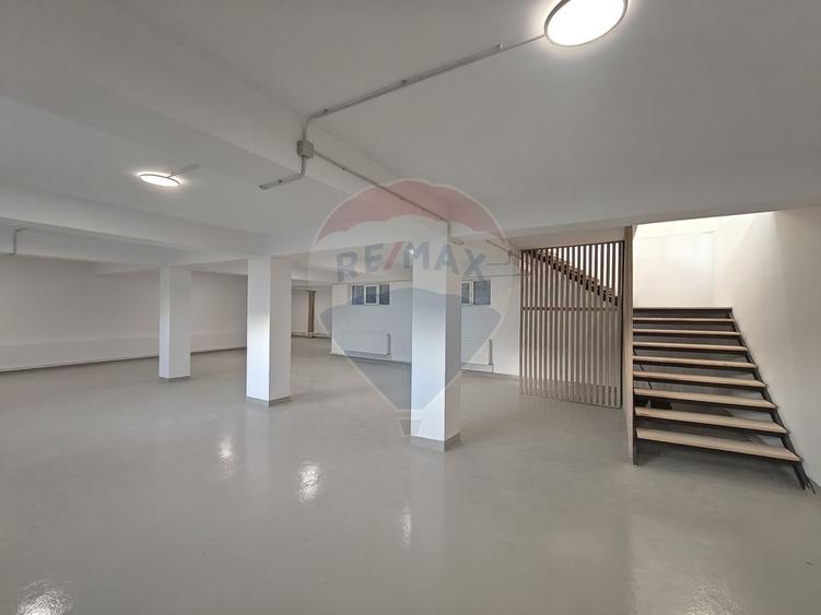 Spațiu comercial, 535.57mp de închiriat, zona autogara Gherla