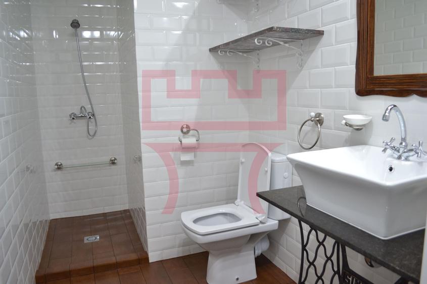 Inchiriere apartament spectaculos 3 dormitoare panorama Iulius Mall