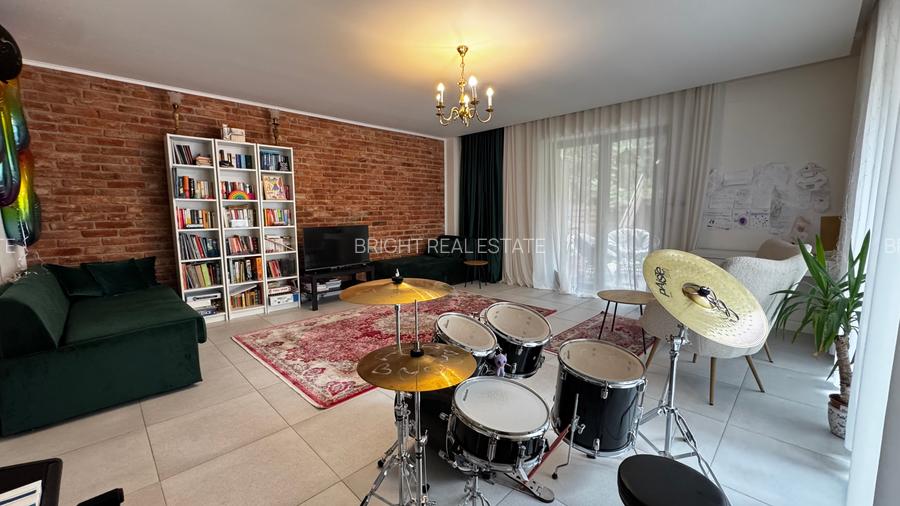 Casa de vanzare tip duplex- proprietate exclusiva in Centru vechi -curte privata - 3