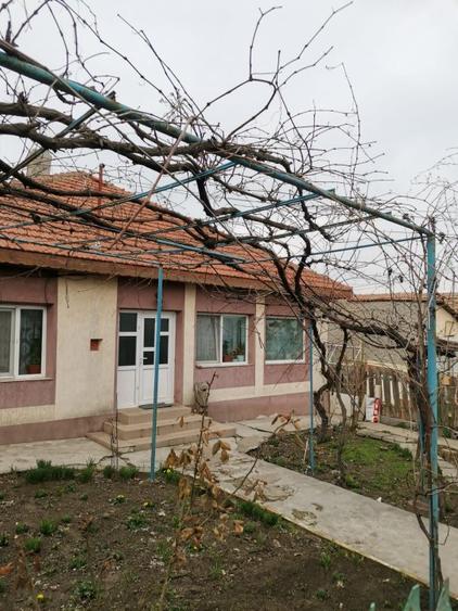 Teren 1.447 mp cu casa 5 camere - Ovidiu - 210.000 euro negociabil (Cod E1)