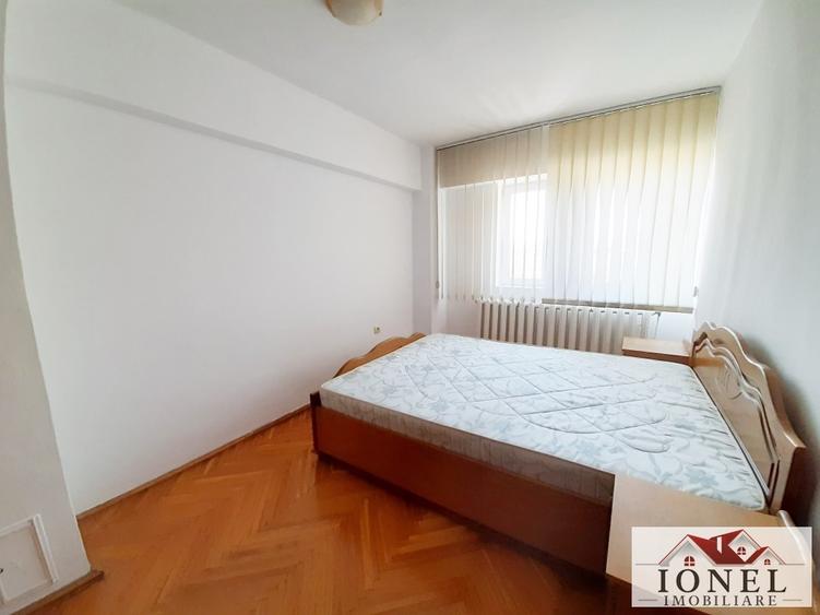 Apartament trei camere decomandat de vanzare in Centru, Alba Iulia
