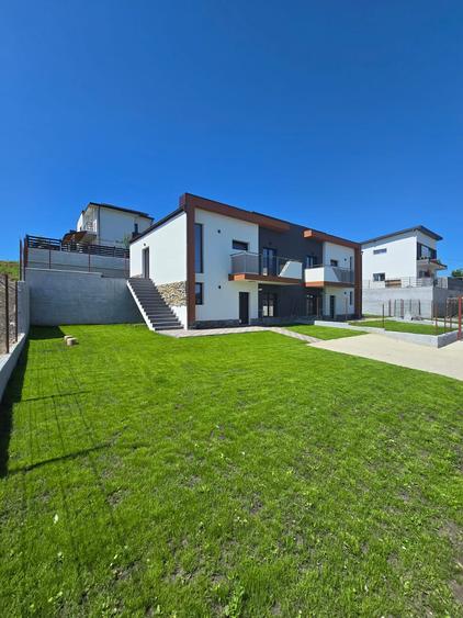 Vila tip duplex,arhitectura moderna,3 camere Valea Adanca-Penny Marketcod:154680