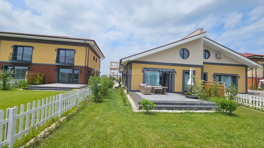 VILE P+M, 5 camere+Teren 300 mp.zona Otopeni, COMPLEX CU PISCINA-COMISION 0% - 36