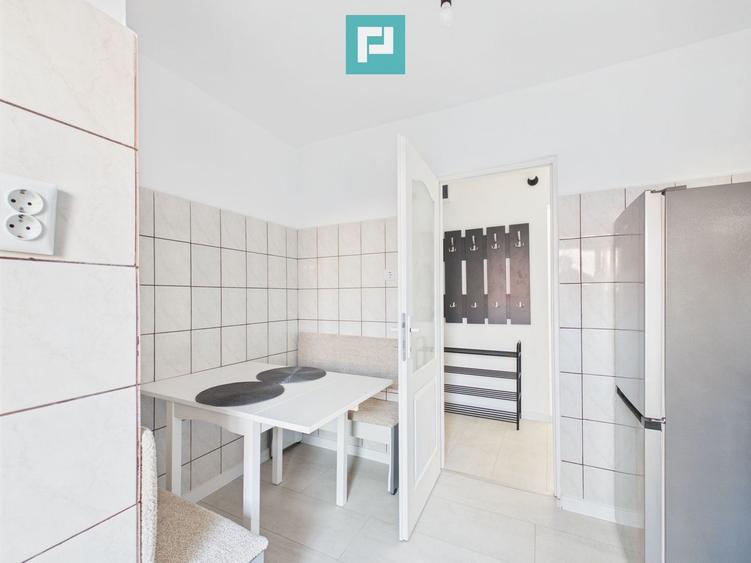 Apartament lux 3 camere de închiriat central Arad