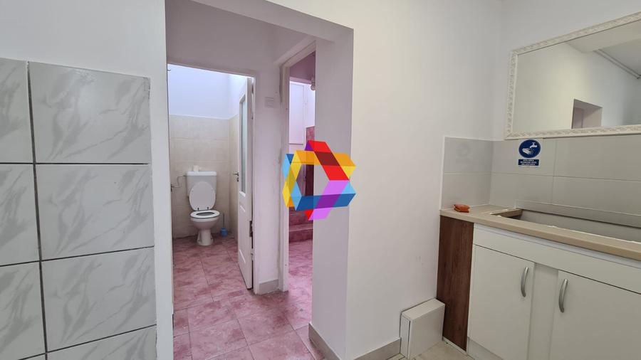 Spatiu comercial zona centrala cu vad - 180 mp