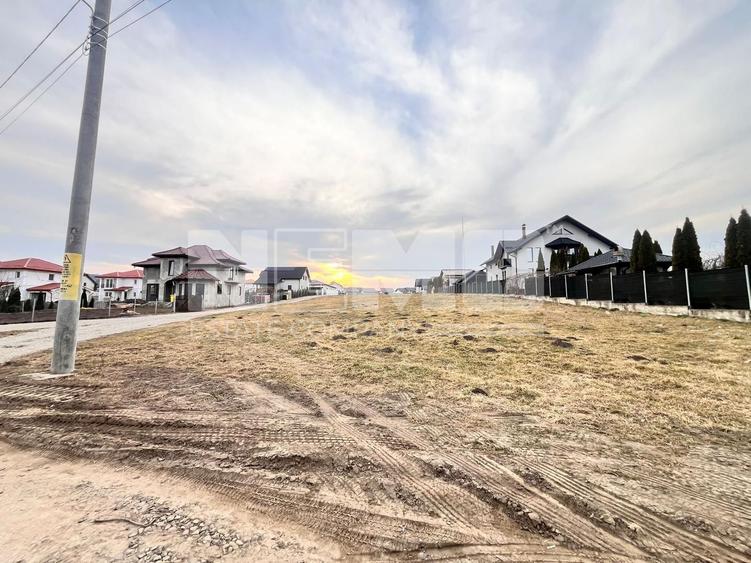 De vanzare I Teren Intravilan I Scheia/Suceava I 1663 Mp I 70 Euro/Mp