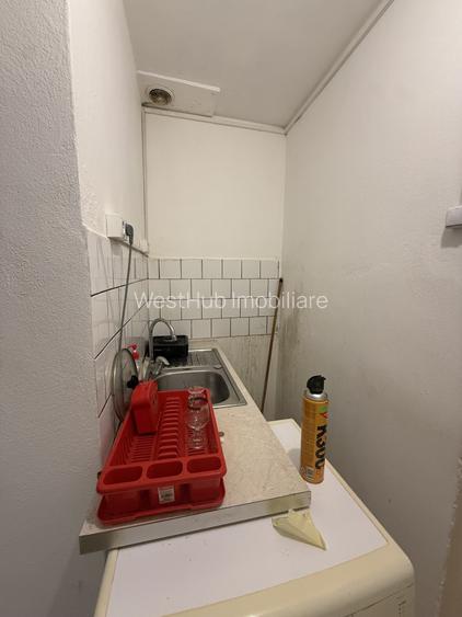 Apartament cu o camera, 18 mp utili - COMPLEXUL STUDENTESC - 6