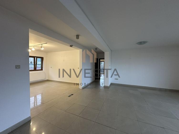Apartament cu 3 camere decomandate si 3 terase in zona Andrei Muresanu