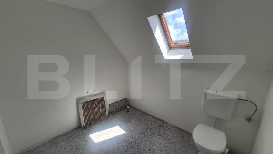 Casa cu 3 dormitoare de vanzare, 150 mp, teren 1345 mp, localitatea Lazuri