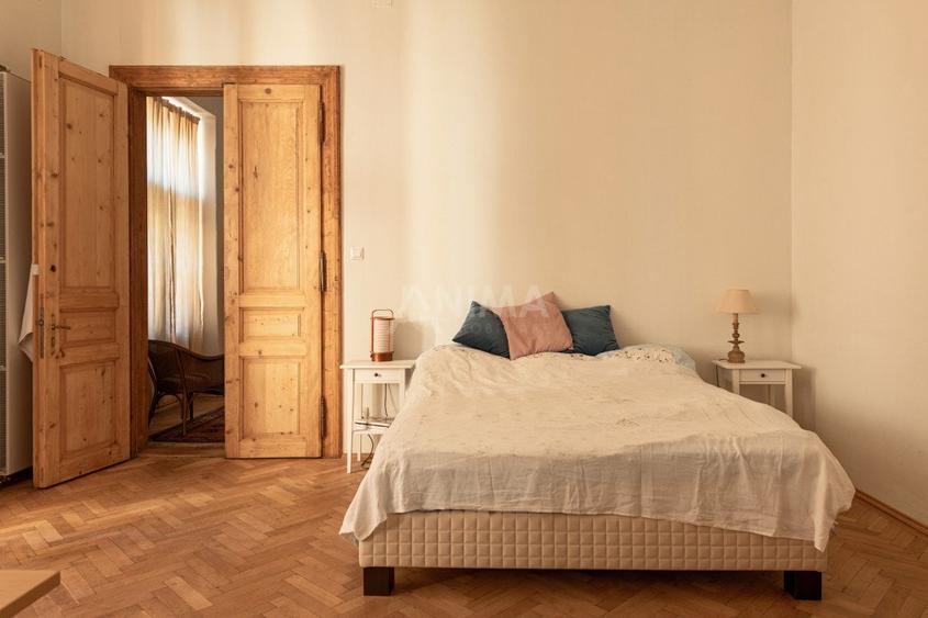 Apartament spatios in centrul orasului, cu parcare