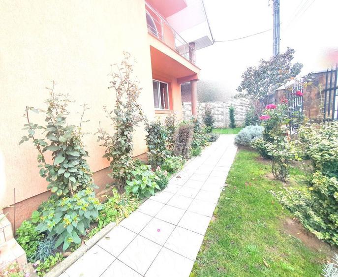 Casa 5 camere de vanzare in Nufarul Oradea, Oradea