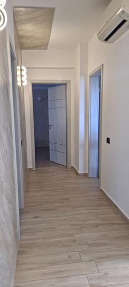 De inchiriat apartament 3 camere, cu 2 garaje,ultracentral, in Pitesti,moderm