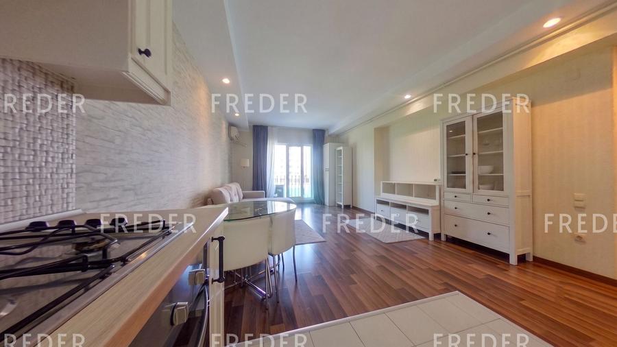 Vânzare Apartament 2 Camere – Vedere la Piscină | Parcare Înclusă