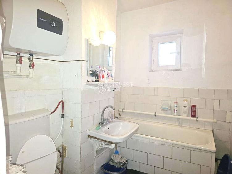 Vanzare - apartament cu 2 camere, Micro 20, J-uri - 52000 euro - 4