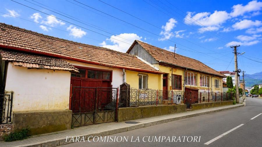 CALIMANESTI CASA IN ORAS 110 MP