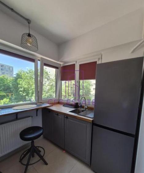 Inchiriere Garsoniera Central Address LUX