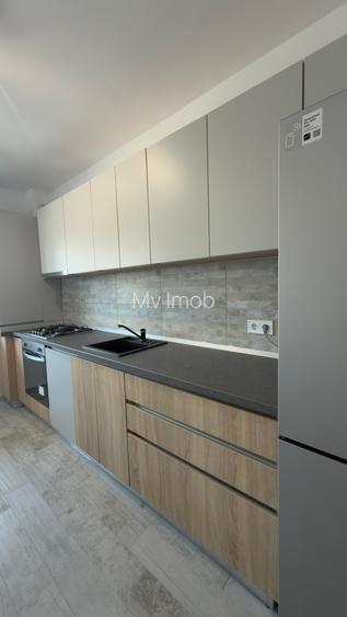 Garsoniera la intrare in Sanpetru langa noul Mall str Sf Stefan nr 2 - 4