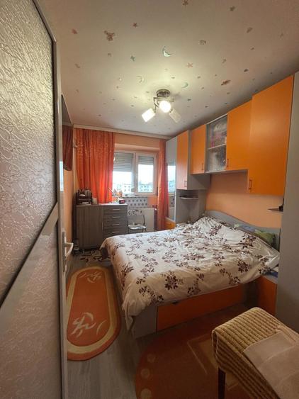 Apartament decomandat 3 camere Siderurgistilor-Vest