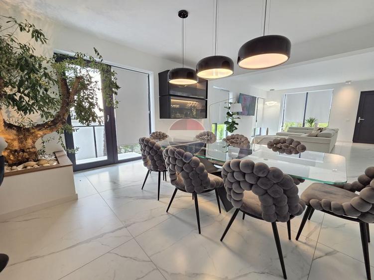 Casă modernă cu 7 camere | Focșani Est | Lux și confort