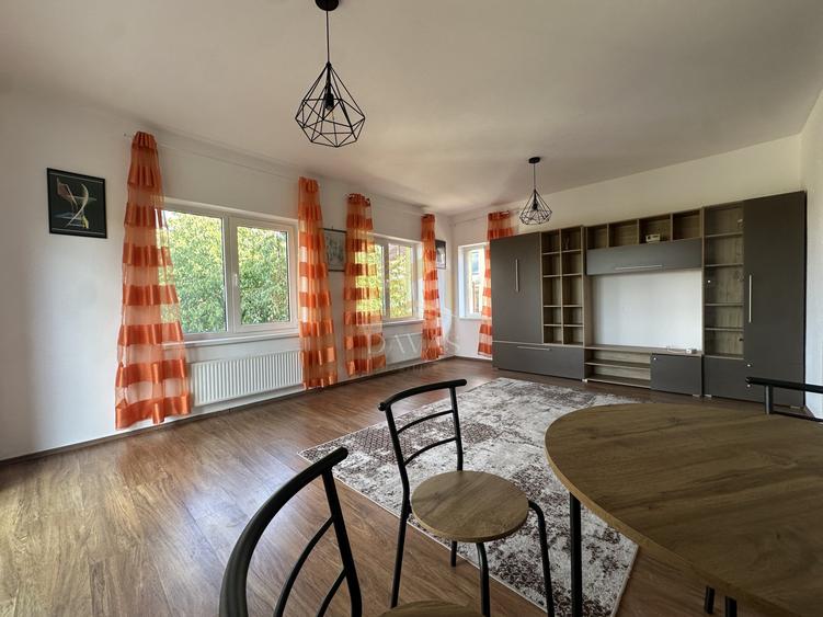 Duplex de Închiriat cu 4 camere | Zona Andrei Muresanu | Zona retrasa