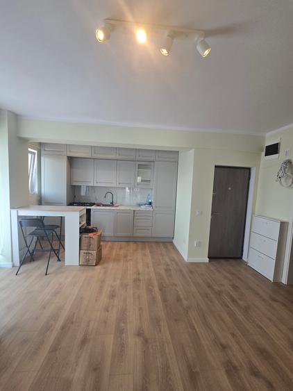 Apartament 3 camere | Mobilat si utilat complet | Parcare  | Prima inchiriere