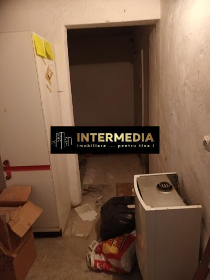 Vanzare BOXA 20 mp Cetate Arnsberg ideal pentru locuit birou spatiu sau cabinet