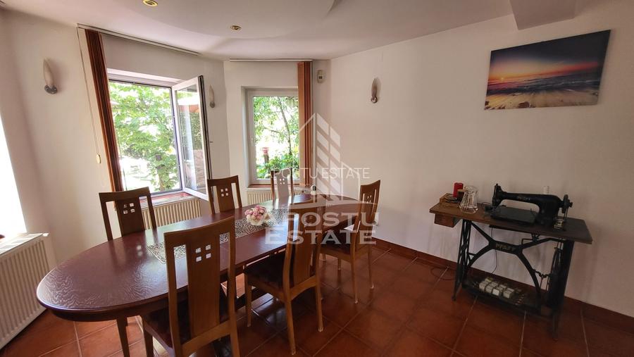Casa individuala,4 camere,2 bai,garaj,Calea Aradului - 5