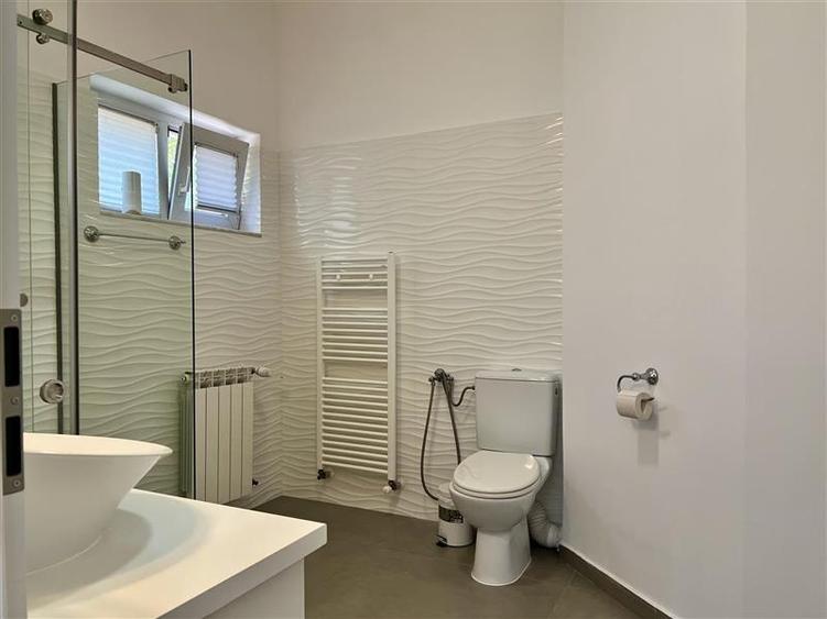 Vila premium in ansamblu superb | Iancu Nicoale - British School
