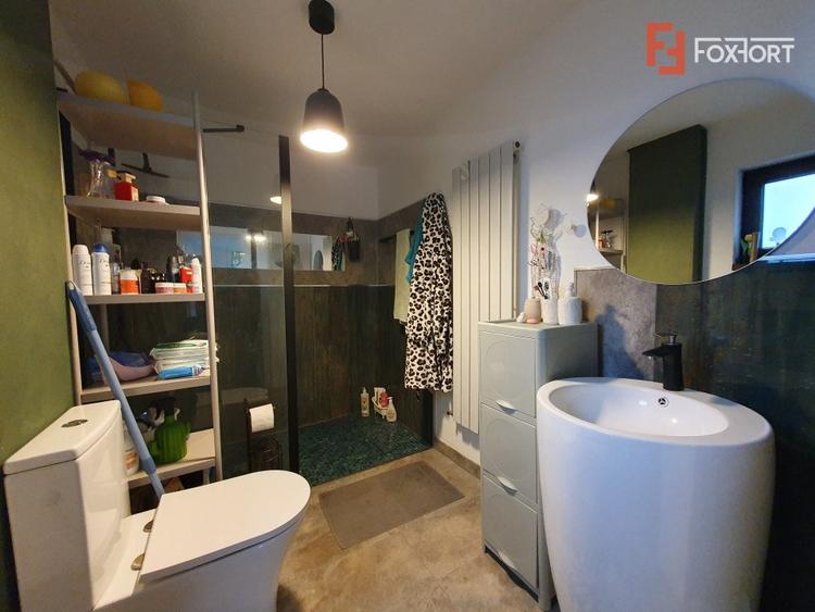 COMISION 0% Casa individuala cu 5 camere si teren de 669 mp - Sag