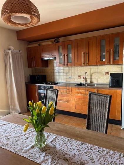 RONAT - ETAJ 2 LIFT - 3 CAMERE - 1 BAIE - CENTRALA PROPRIE - CLIMA - LOC DE PARC