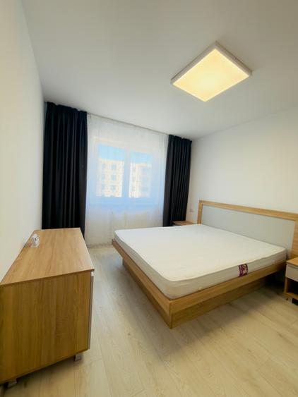 Apartament cu 2 camere decomandat in zona Tractorul langa Coresi Mall
