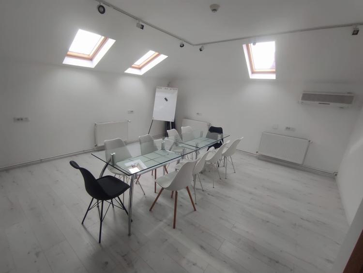 Spatiu de birouri, 200 mp, zona 1 Mai