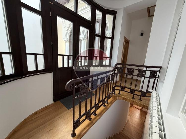 Casă pentru clinica beauty, restaurant, afterschool, Central, Slatina - 2