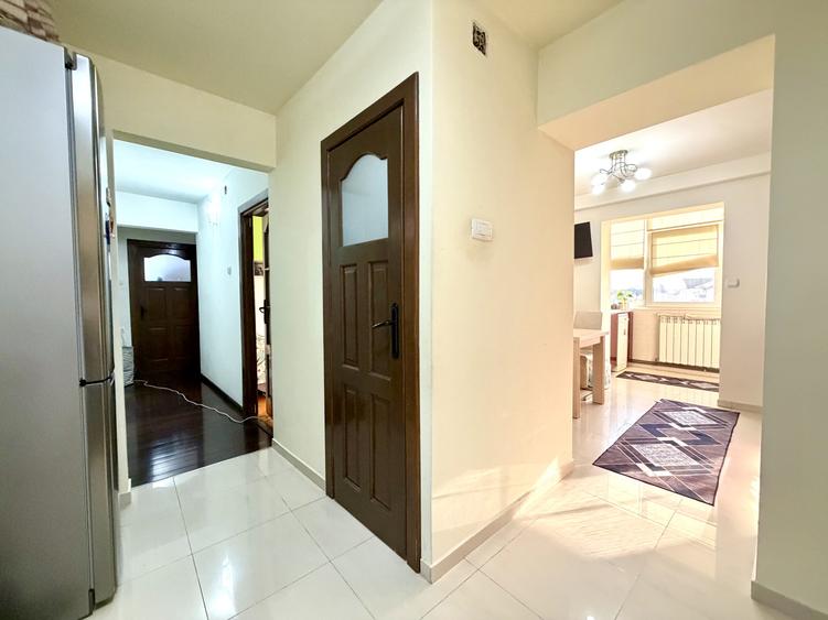 Apartament modern cu 3 camere, 66 mp utili - zona Lunei