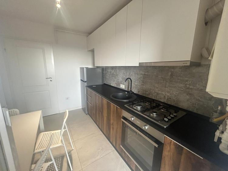 Sector 3-Metrou 1 Decembrie-Apartament cu 2 camere -mobilat/utilat-TVA INCLUS