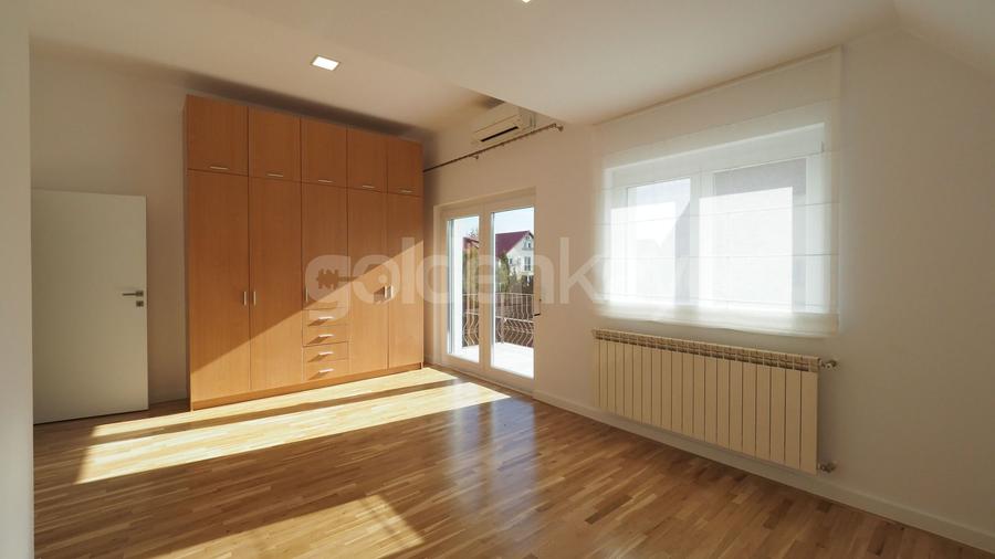 Vilă impecabila cu 7 camere, piscina exclusiva