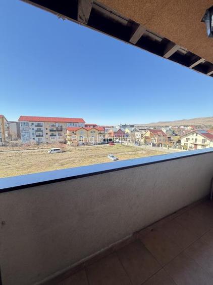 Apartament cu 3 camere de închiriat,parcare,disponibil imediat - 10