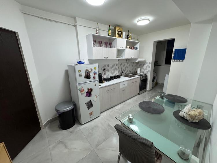 Apartament cu 2 camere renovat - Piata Dacia