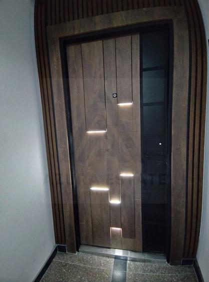 Apartament premium 75 mp utili cu parcare subterana si boxa Central