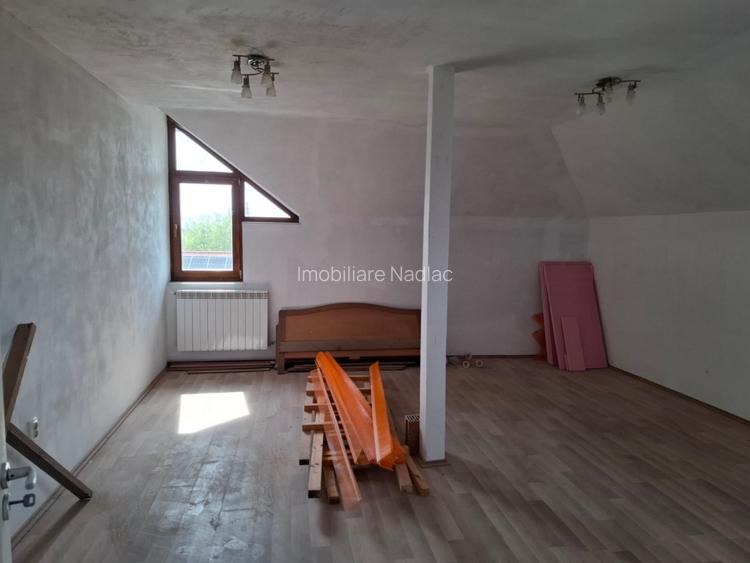 VILA S+P+E+M  cu SPATIU COMERCIAL  central in Nadlac - 20