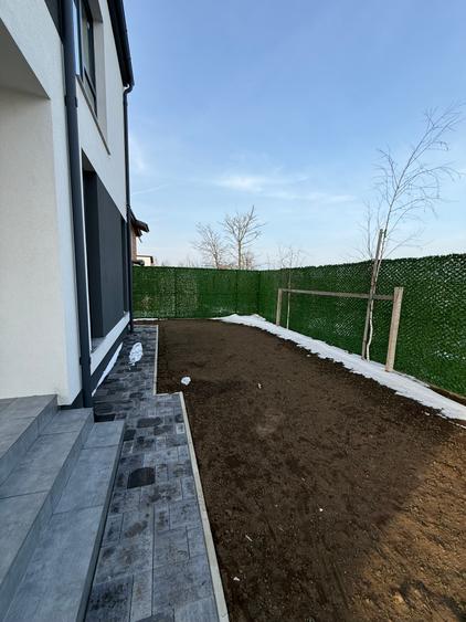 Vila 4 camere Balotesti