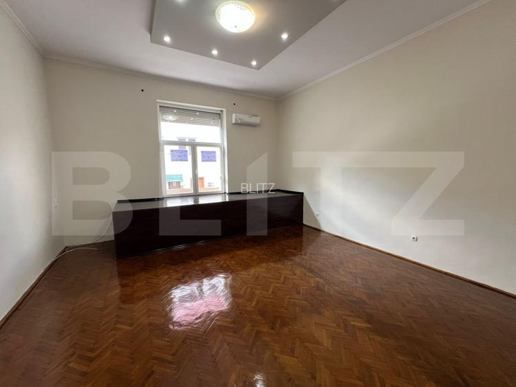 Spațiu de închiriat, 250 mp, zona Titulescu - 3