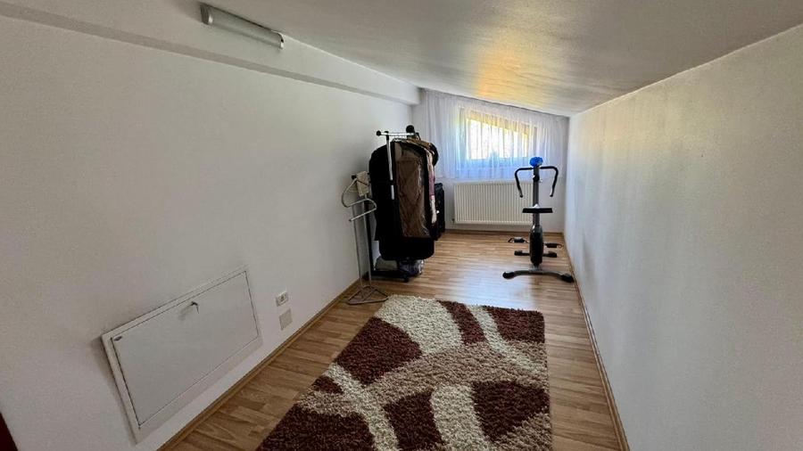 Timisoara, Calea Mosnitei, Vila Noua 450 mp, Zona Kuncz / Plopi.