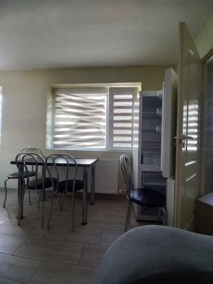 Apartament 2 camere de inchiriat!
