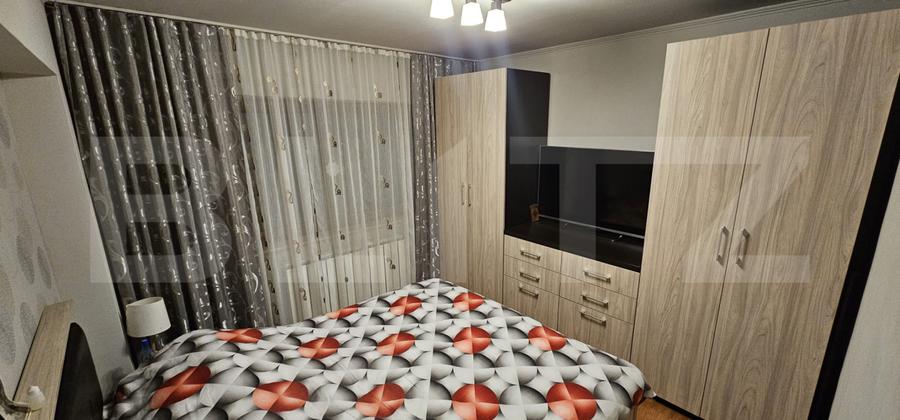 Apartament 3 camere, decomandat 70 mp, zonă centrală – Deva