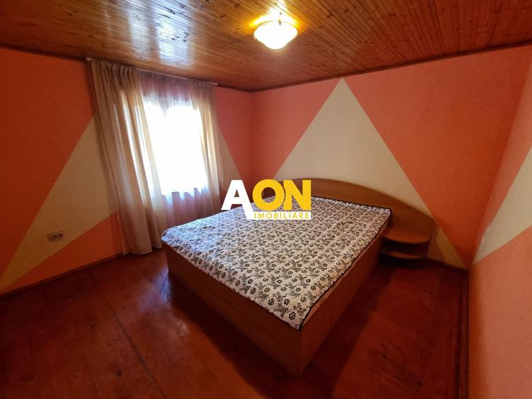 De vanzare casa P+M in stil rustic, 312 mp teren, Barabant
