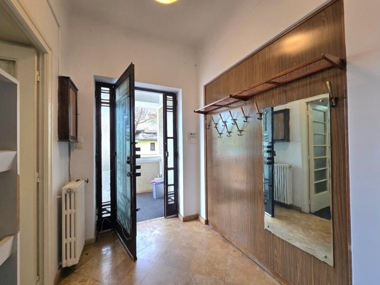 Apartament 5 camere Polona