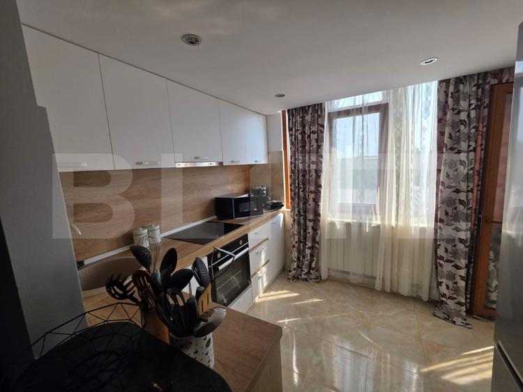 Apartament cu 2 camere, 44 mp, semidecomandat, zona Tiglina 3