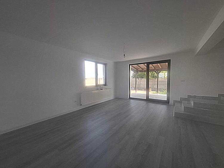 Oportunitate Unică! Vilă de Lux Super-Spațioasă din Cărămidă | Domnești, Ilfov!