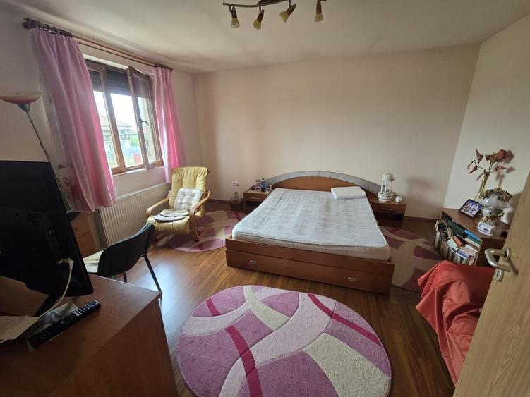 Duplex de Vânzare 152 mp utili + 455 mp teren Locație Excelentă!
